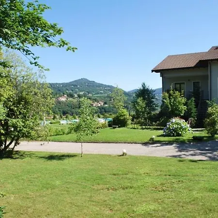 Piantini Sleeps 4 Pool Lejlighed Meina